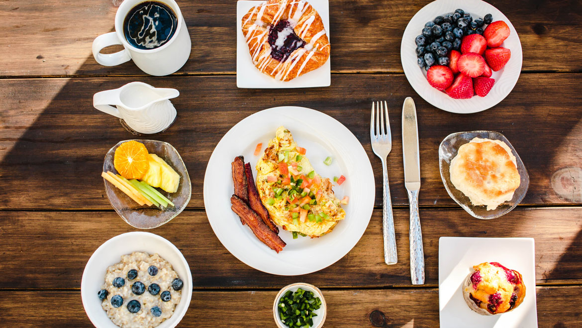 Assortment of breakfast food.