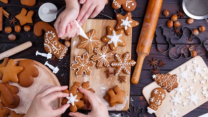 holiday cookie decorating