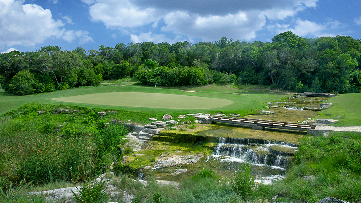 Water feature on golf course