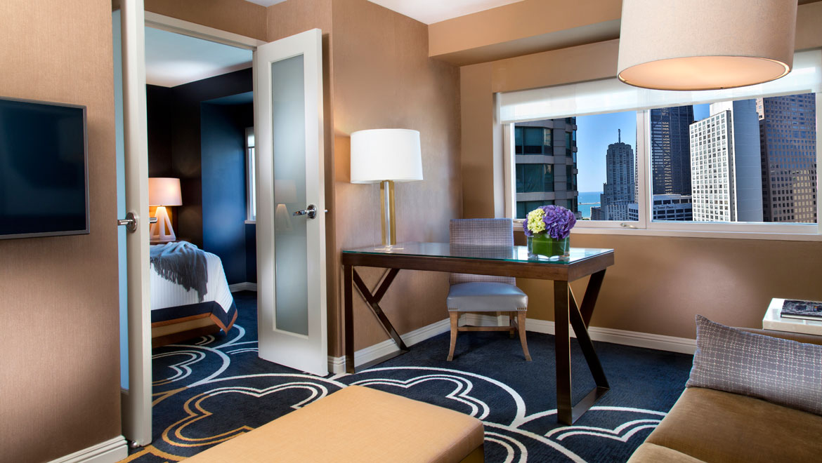 chidtn omni chicago hotel standard king suite2
