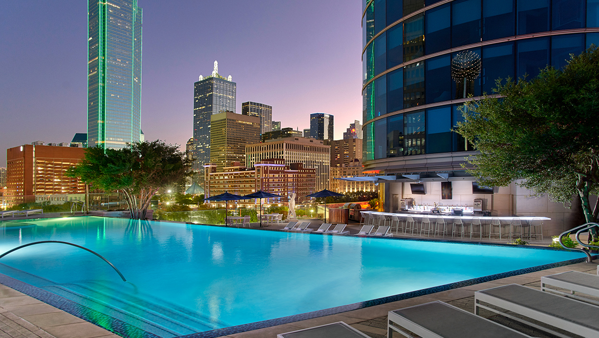 Dallas Rooftop Restaurants & Bars, Uptown Lounge