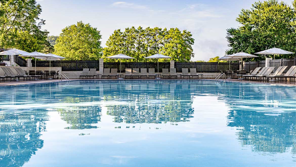 resort pool