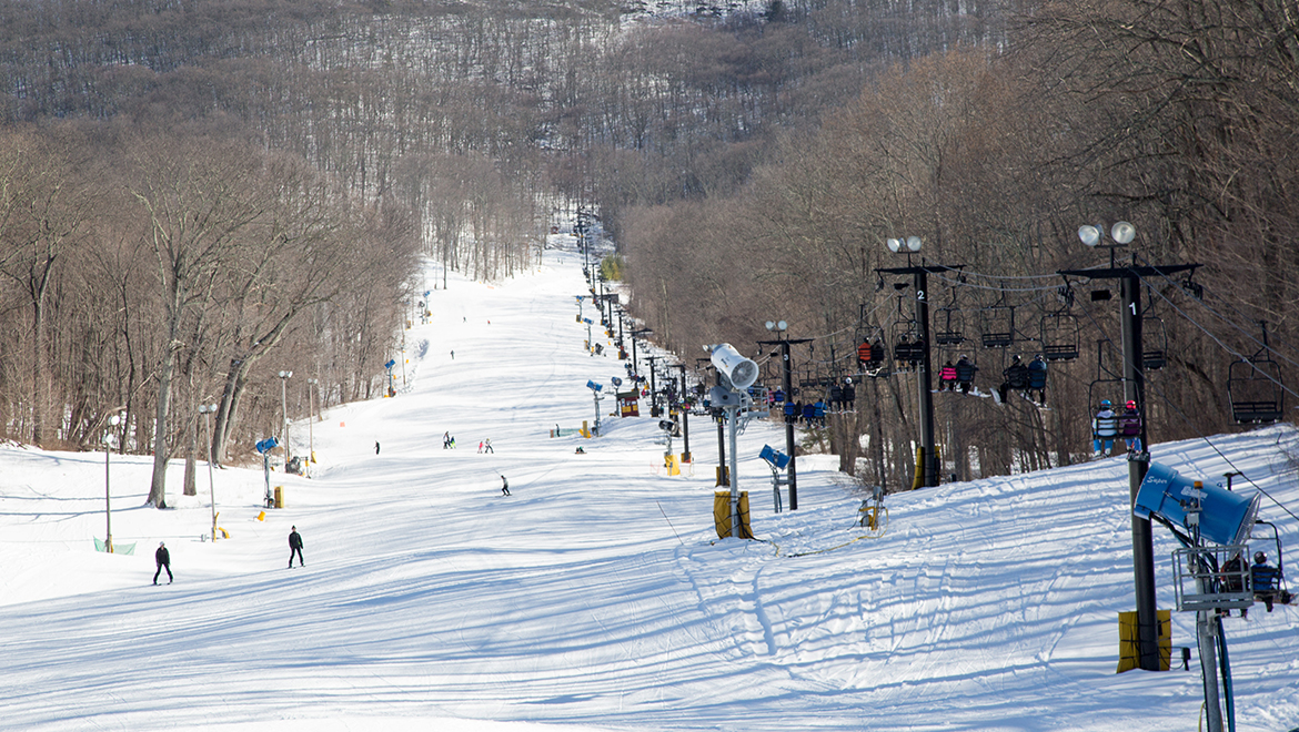 The Omni Homestead Resort Skiing Ski Resorts In Virginia   Homrst Omni Homestead Resort Ski Slopes 1170x660 