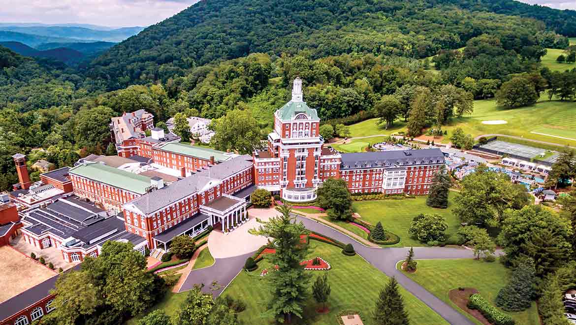 Hotels In Hot Springs The Omni Homestead Resort   Homrst Omni Homestead Resort Property Aerial 