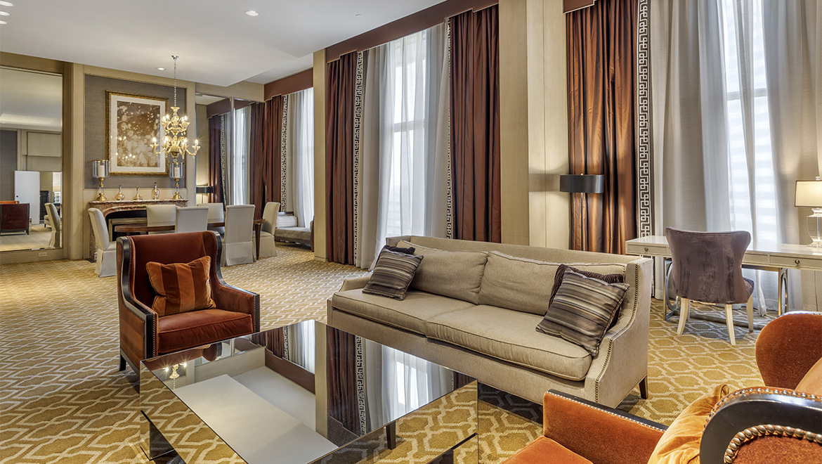 presidential hotel suites in houston