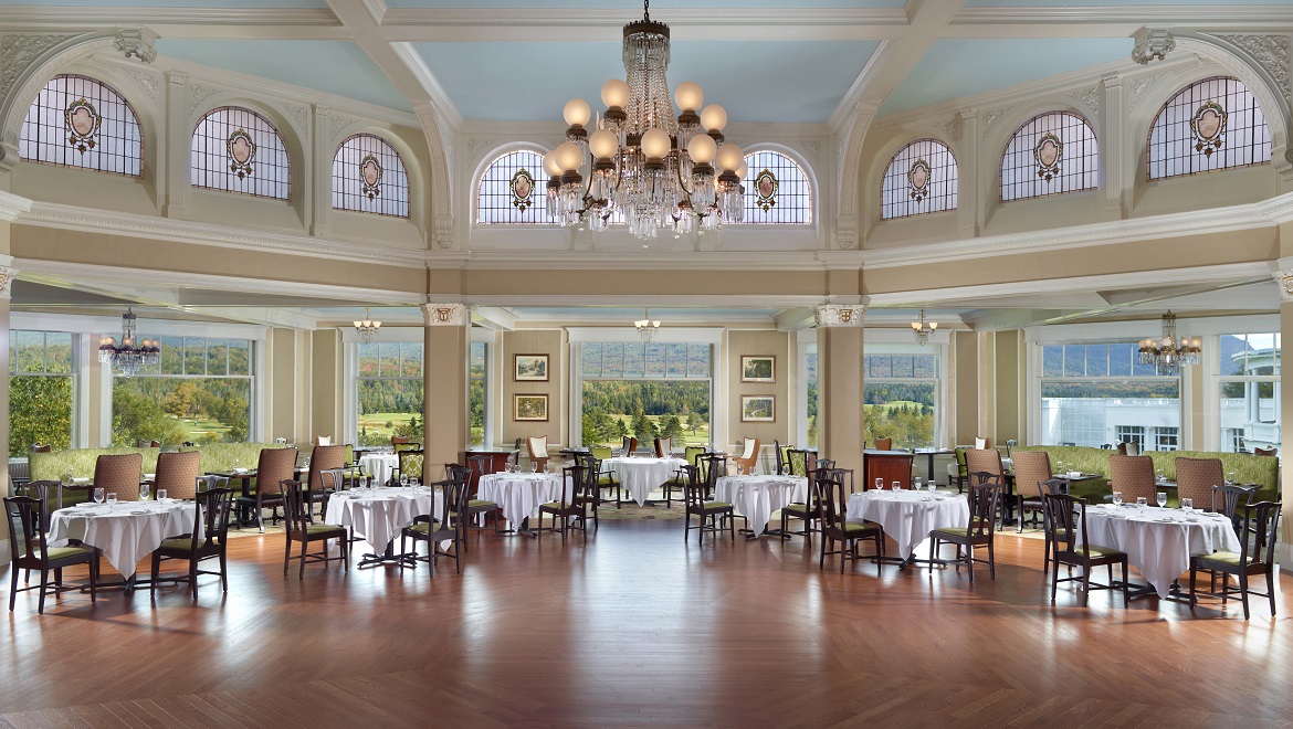 Main Hotel Dining Room At Omni Mount Washington