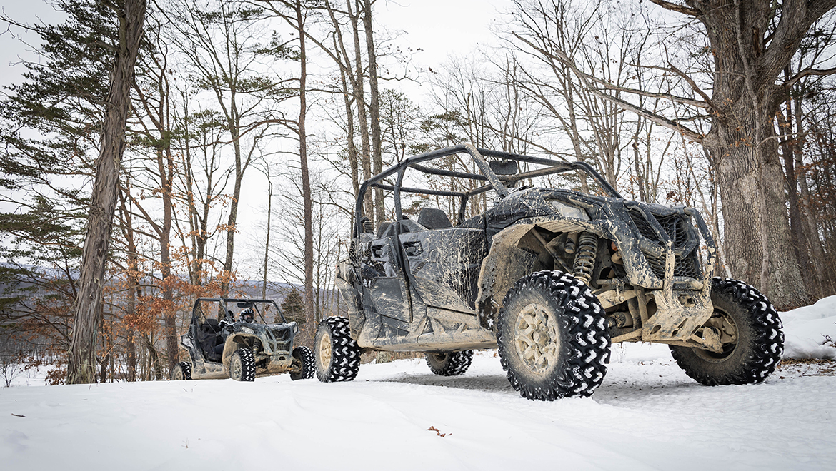 Off road vehicle in the snow