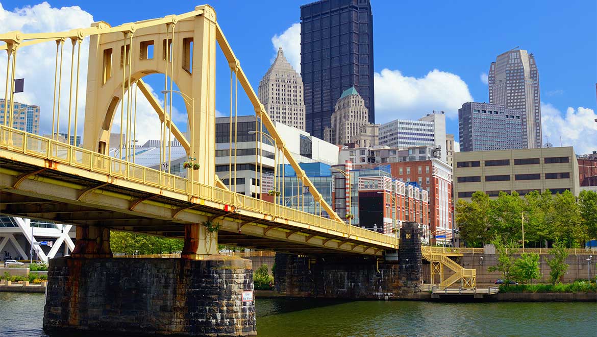 Roberto Clemente Bridge in Pittsburgh - Tours and Activities