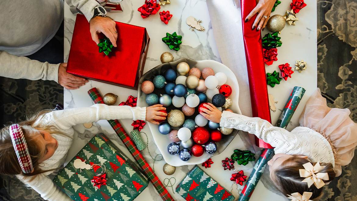 gift wrapping and ornaments 